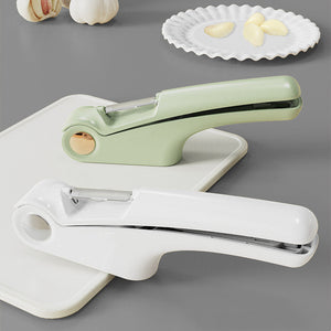 Transform Your Cooking with the Manual Garlic Press